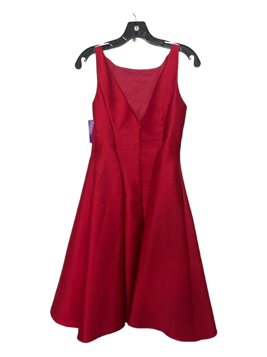 Adrianna Papell Size 6 Red Polyester V Back Sleeveless Pleated Pockets Gown Red / 6