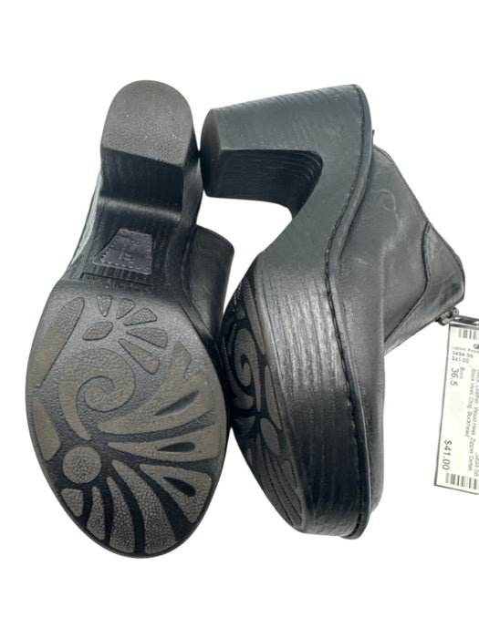 Born Shoe Size 36.5 Black Leather Wood Heel Zipper Detail Block Heel Clog Mules Black / 36.5