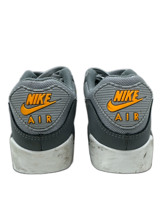 Nike Shoe Size 8 AS IS Gray & White Synthetic Men's Shoes Gray & White / 8