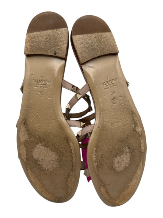 Valentino Garavani Shoe Size 39 Blush Beige Leather open toe Rockstud Sandals Blush Beige / 39