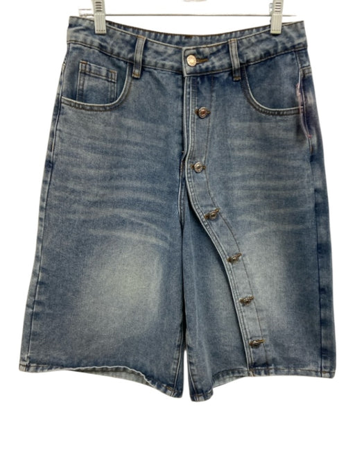 Micas Size M Medium Wash Poly Blend Button Front Whiskering Wide Leg Shorts Medium Wash / M
