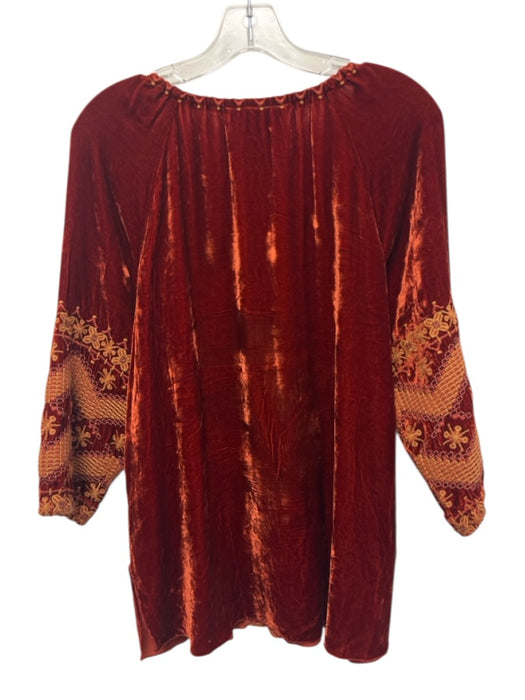 Johnny Was Size Medium Rust Orange Rayon Blend Long Sleeve Floral Embroidery Top Rust Orange / Medium