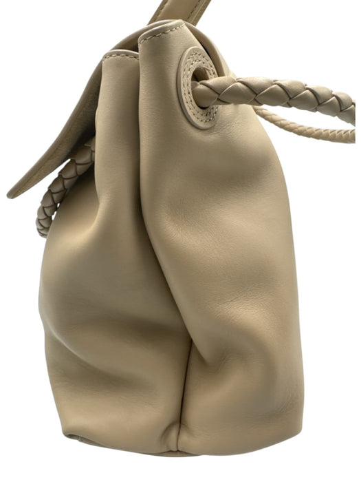 Bottega Veneta Beige Leather Gold Tone Hardware Flap Braided Detail Shoulder Bag Beige / Medium