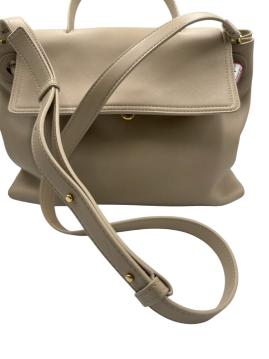 Bottega Veneta Beige Leather Gold Tone Hardware Flap Braided Detail Shoulder Bag Beige / Medium
