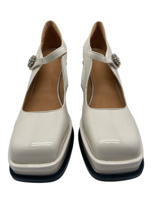 Larosa Shoe Size 38 Cream & Silver Patent Leather Square Toe Mary Jane Pumps Cream & Silver / 38