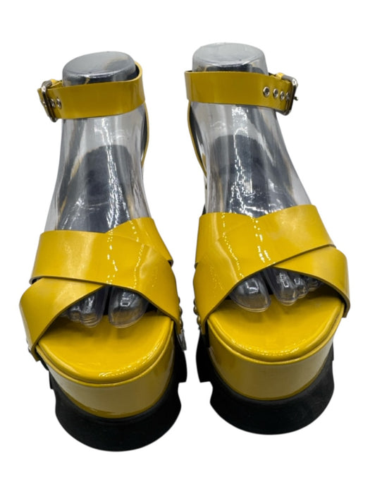 Nostrasantissima Shoe Size 37 Yellow Patent Leather Foam Sole Platform Sandals Yellow / 37