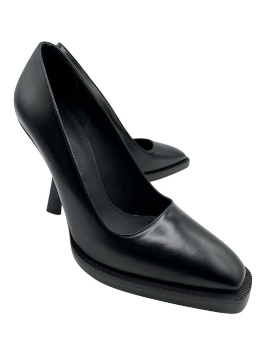 Ferragamo Shoe Size 8 Black Leather Mid Heel Square Cut Pumps Black / 8