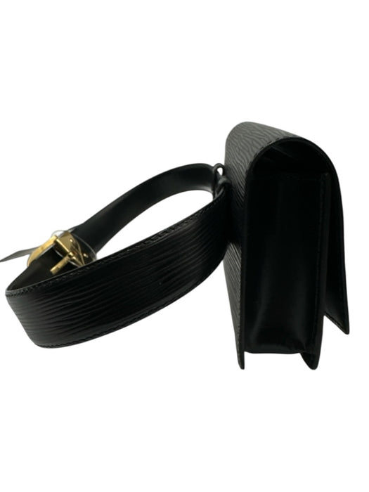 Louis Vuitton Black Epi Leather Flap Logo Gold Hardware Belt Bag Bag Black / Mini