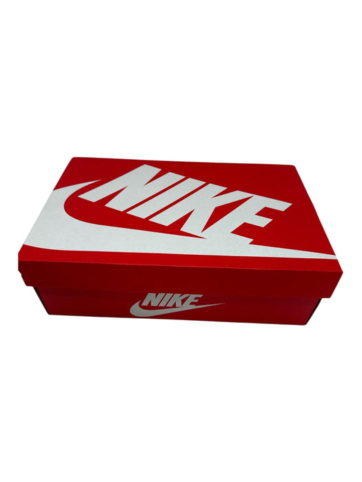 Nike Shoe Size 8 Like New Burgandy & Black Synthetic Low Top Men's Shoes Burgandy & Black / 8