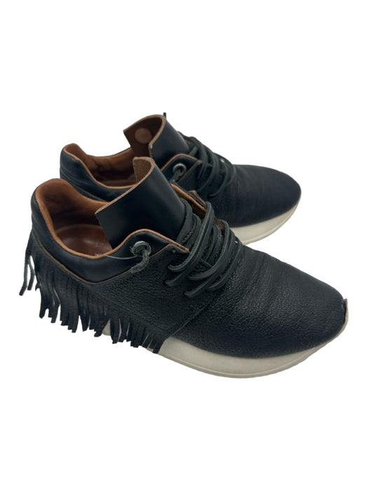 Esse Ut Esse Shoe Size 36 Black & White Leather Lace Up Fringe Sneakers Black & White / 36