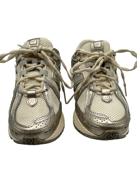 New Balance Shoe Size 4.5 Silver & Cream Leather Low Top Lace Up Sneakers Silver & Cream / 4.5