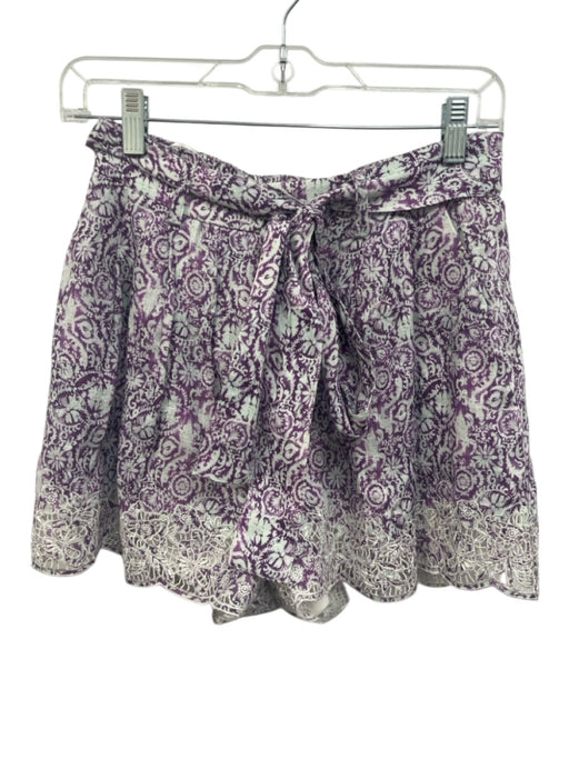 Christy Lynn Size XS Purple & White Linen Elastic Waist Floral Print Shorts Purple & White / XS