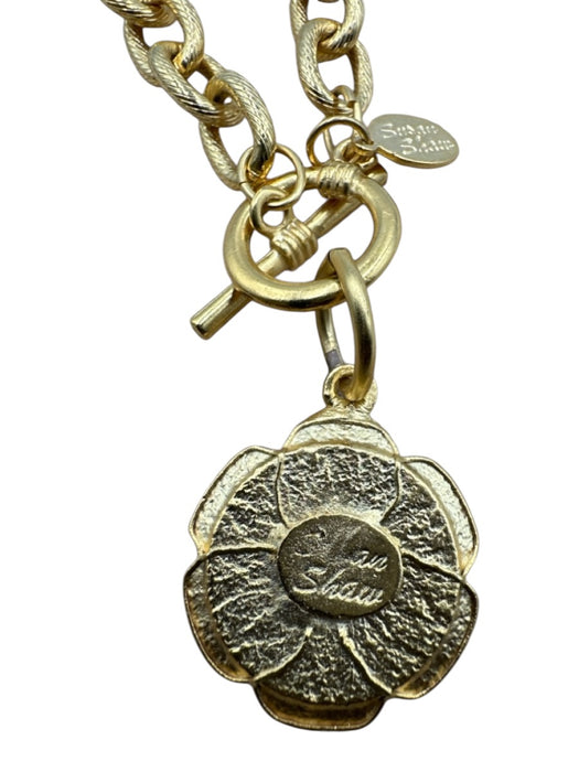 Susan Shaw Gold 24K Gold Plated Pendant Toggle Clasp Chain Link Necklace Gold
