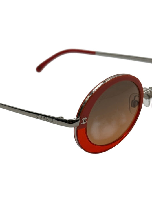 Chanel Red Metal & Acetate Round Lens CC Logo Vintage Gradient Sunglasses Red