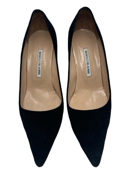 Manolo Blahnik Shoe Size 38.5 Black Suede Pointed Toe Closed Almond Toe Pumps Black / 38.5