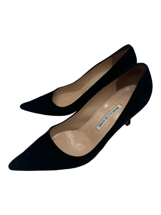 Manolo Blahnik Shoe Size 38.5 Black Suede Pointed Toe Closed Almond Toe Pumps Black / 38.5