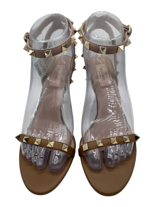Valentino Garavani Shoe Size 37 Beige & Tan Leather Upper Rockstud Sandals Beige & Tan / 37