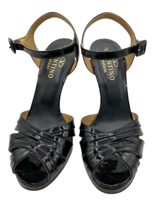 Valentino Garavani Shoe Size 39 Black & Clear Patent Leather Solid Sandals Black & Clear / 39