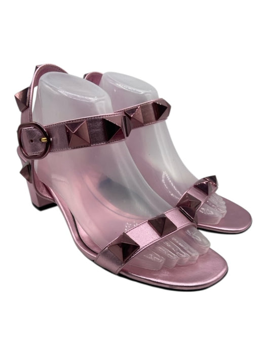 Valentino Garavani Shoe Size 41 Metallic Pink Leather Rockstud Sandals Metallic Pink / 41