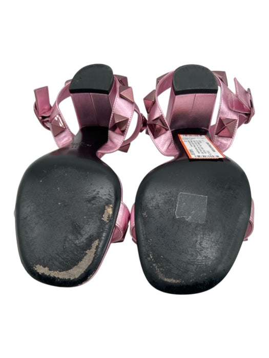 Valentino Garavani Shoe Size 41 Metallic Pink Leather Rockstud Sandals Metallic Pink / 41
