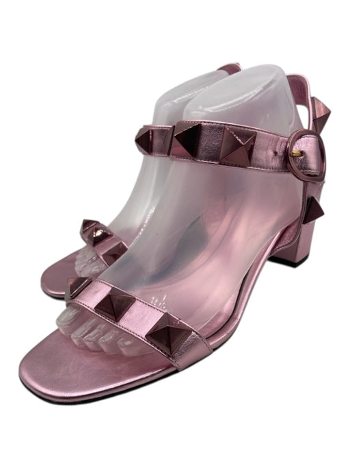 Valentino Garavani Shoe Size 41 Metallic Pink Leather Rockstud Sandals Metallic Pink / 41