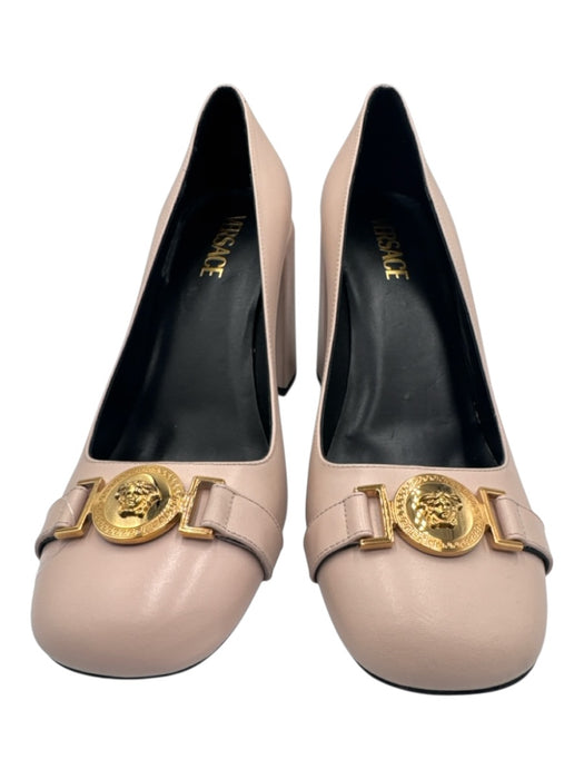 Versace Shoe Size 41 Pale Pink Leather Gold Tone Hardware medallion Pumps Pale Pink / 41