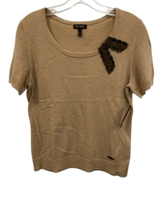 Escada Size S Beige Brown Wool Blend Knit Short Sleeve Applique Neck Sweater Top Beige Brown / S