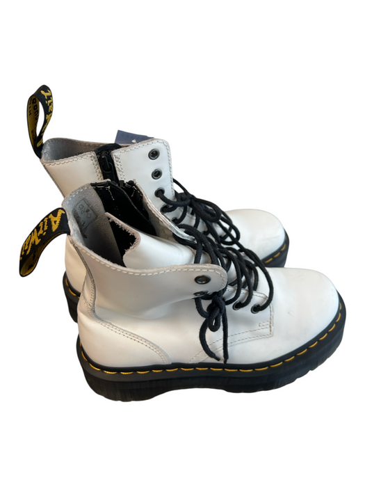 Dr Martens Shoe Size 39 White Leather Almond Toe Lace Up above ankle Boots White / 39