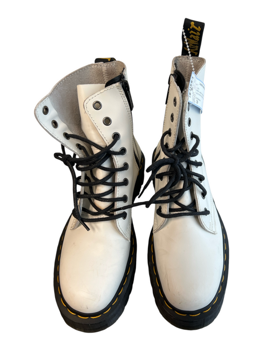 Dr Martens Shoe Size 39 White Leather Almond Toe Lace Up above ankle Boots White / 39