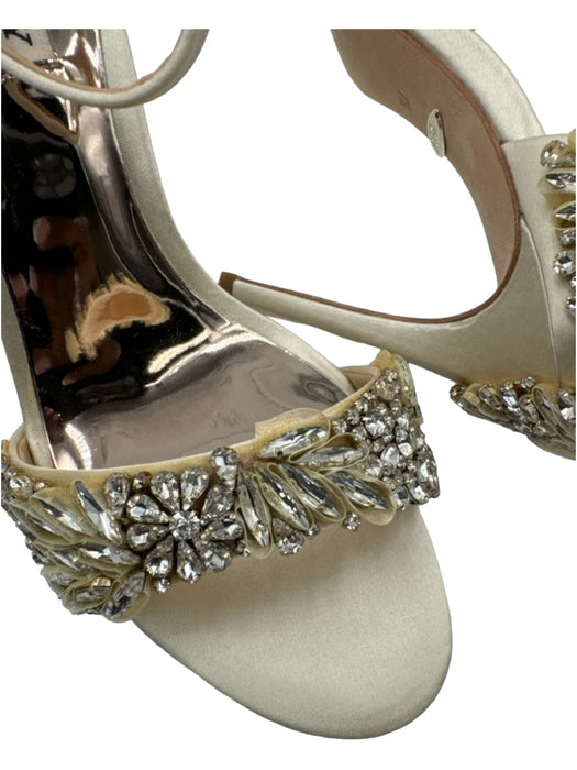 Badgley Mischka Shoe Size 7.5 Cream & Clear Synthetic Crystal Open Toe Sandals Cream & Clear / 7.5