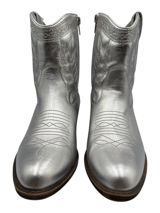 Coconuts by Matisse Shoe Size 8 Silver Faux Leather Stich Detail Cowboy Boots Silver / 8