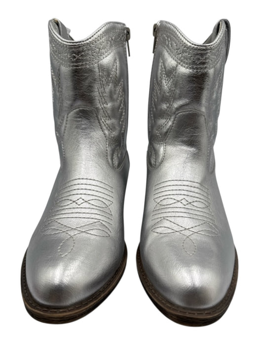 Coconuts by Matisse Shoe Size 8 Silver Faux Leather Stich Detail Cowboy Boots Silver / 8