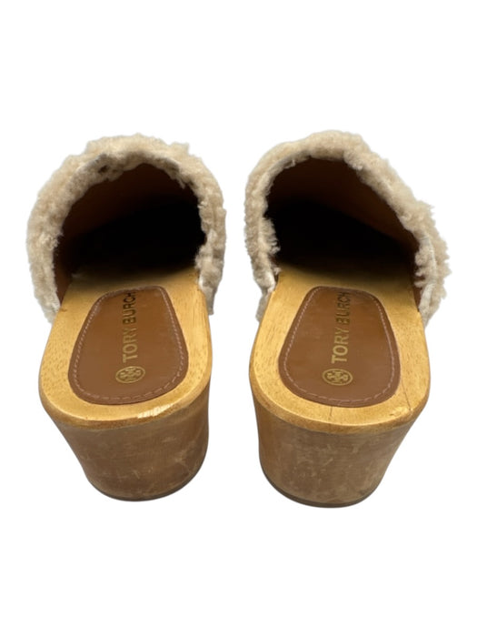 Tory Burch Shoe Size 8 White & Brown Leather Logo T Strap Sandals White & Brown / 8