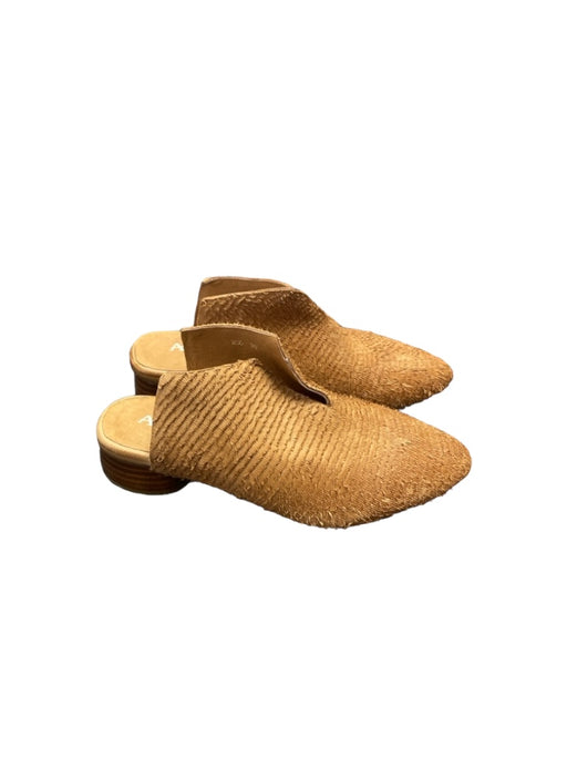 Antelope Shoe Size 36 Beige Leather Palm Texture Slip On Round Kitten Heel Shoes Beige / 36
