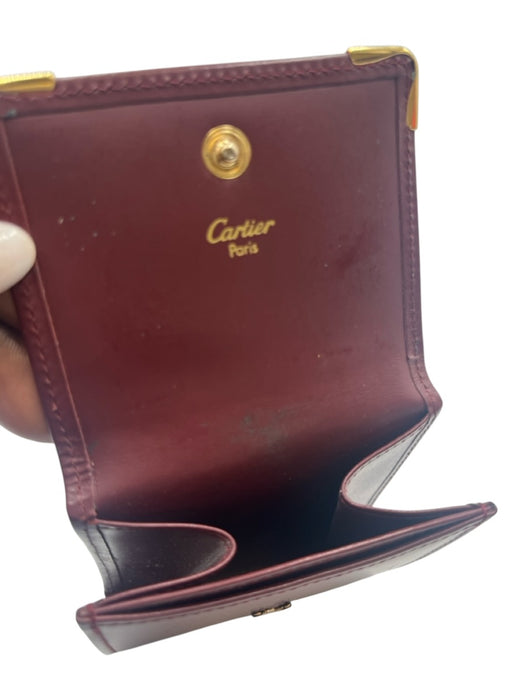Cartier Burgundy Red Leather Gold hardware Logo Snap Closure Wallets Burgundy Red