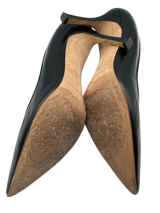 Manolo Blahnik Shoe Size 39 Black Leather Pointed Toe Mid Heel Pumps Black / 39