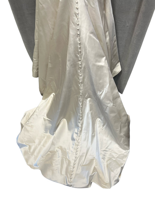 Allure Bridal Size Est XS/S Champagne Satin & Lace Back Button Sleeveless Gown Champagne / Est XS/S