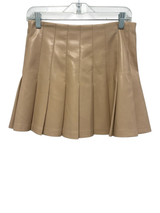 Alice + Olivia Size 4 Beige PU Leather Pleated Back Zip Mini Skirt Beige / 4