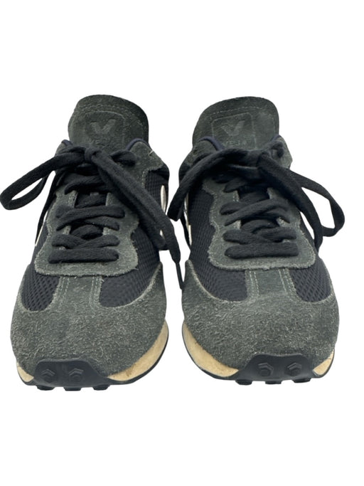 Veja Shoe Size 8 navy blue, black, gray Suede Mesh Lace Up Sneakers navy blue, black, gray / 8