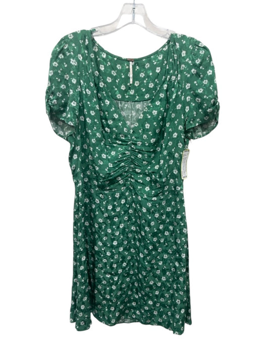 Free People Size 8 Green & White Viscose Floral Short Sleeve Ruched V Neck Dress Green & White / 8