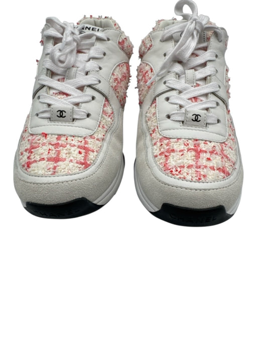 Chanel Shoe Size 42 White & Pink Textile & Leather Upper Tweed Low Top Sneakers White & Pink / 42