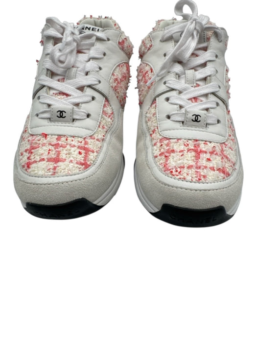 Chanel Shoe Size 42 White & Pink Textile & Leather Upper Tweed Low Top Sneakers White & Pink / 42