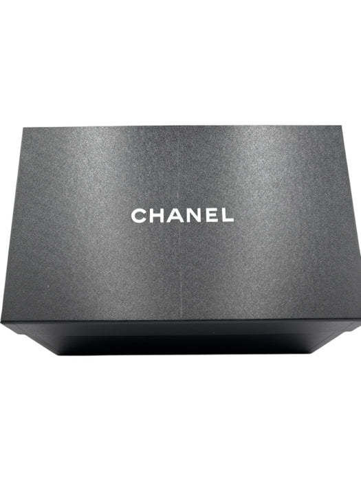 Chanel Shoe Size 42 White & Pink Textile & Leather Upper Tweed Low Top Sneakers White & Pink / 42