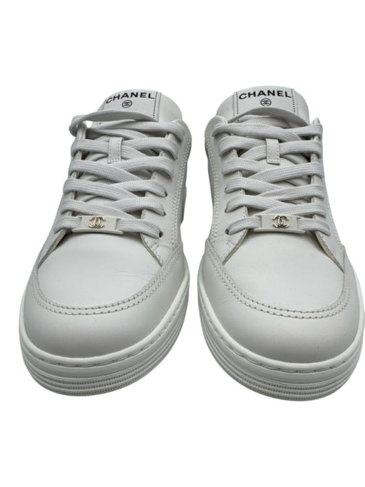 Chanel Shoe Size 42 White Calfskin Leather Lace Up Gold Logo Low Top Sneakers White / 42