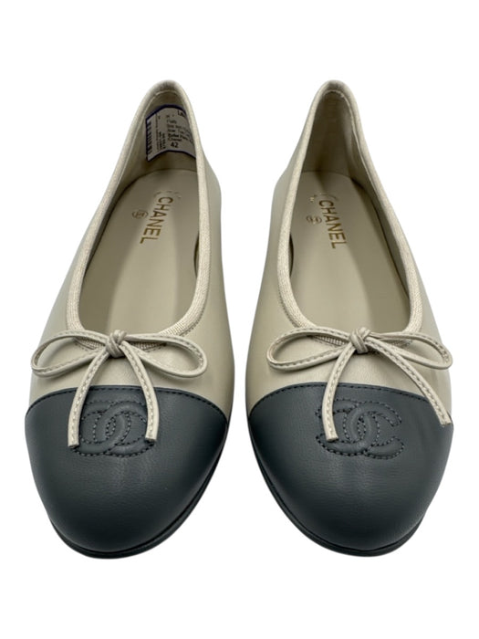 Chanel Shoe Size 42 Gray Leather Upper Bow Toe Cap Interlocking C Logo Flats Gray / 42
