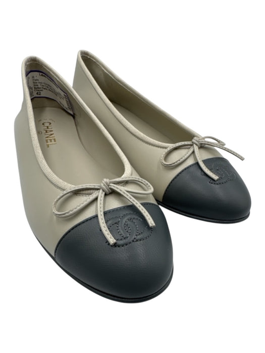 Chanel Shoe Size 42 Gray Leather Upper Bow Toe Cap Interlocking C Logo Flats Gray / 42