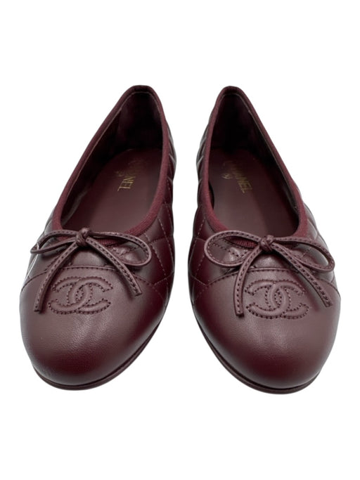 Chanel Shoe Size 42 Burgundy Red Leather Quilted Round Cap Toe Ballet Flats Burgundy Red / 42