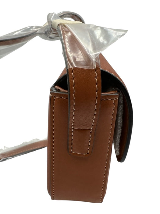 Celine Brown Leather Shoulder Bag Logo Gold Detail Dust Bag Incl. Bag Brown / Small