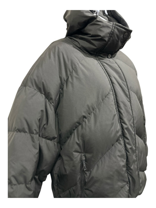 Hermes Size 40 Black Polyester Duck Down Puffer Hooded Zip & Snap Closure Jacket Black / 40