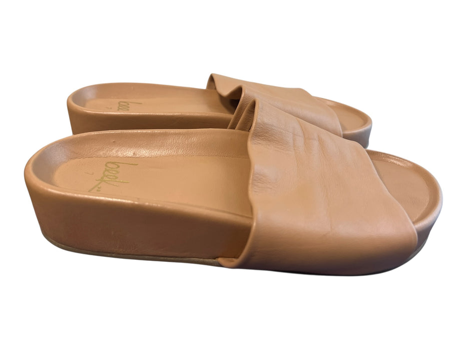 Beek Shoe Size 7 Camel Leather Open Toe & Heel Platform Slide Shoes Camel / 7